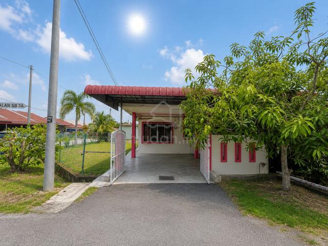[CORNER LOT - TANAH LUAS] Single Storey, Taman Seri Bertam, Melaka 1