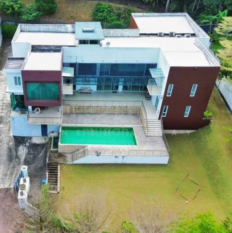 BIGGEST CORNER LOT Bungalow Double Storey Kayangan Heights Shah Alam 1