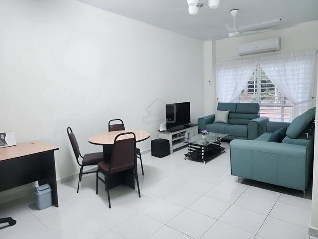 (FULLY FURNISHED + 4 AIRCOND) Townhouse Bayu Residence Nilai 1