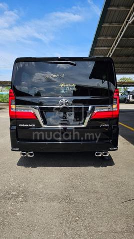 2020 Toyota GRANACE 2.8 PREMIUM (A) - 4