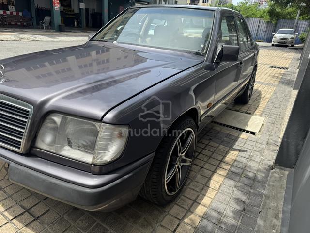 1995 Mercedes Benz 220E 2.2 W124 (A) - 3