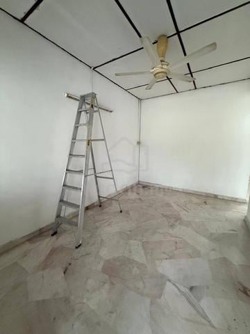 For Rent - Gunung Rapat Single Storey House 3