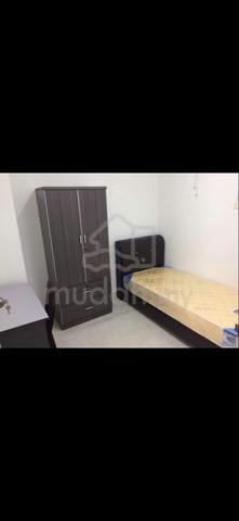 Room at SS12 for rent (cleaning included) 1