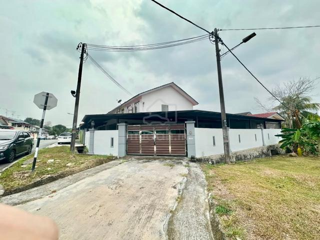 Bukit Kempas Double Storey Corner Lot Fully Extended & Fully Renovated 1