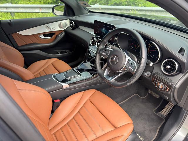 MERCEDES BENZ GLC300 2.0 4MATIC COUPE (a) F/S/RECO - 4
