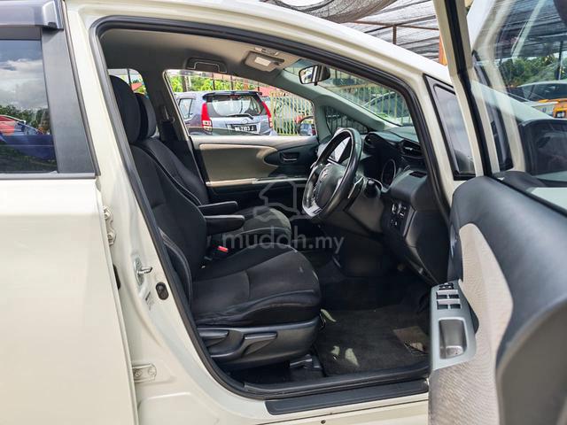 2014 Toyota WISH FULL SPEC 1.8 (AUTO) - 4