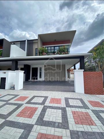 《Free furniture》2-Storey SEMI-D and Corner LOT 45x80 & 60x90 Freehold 1