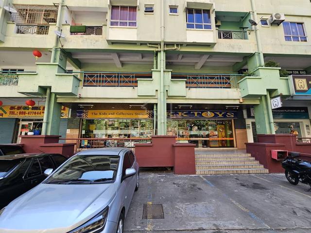 Api-Api Centre 2 Adjoining Double Storey Intermediate Shoplot 1