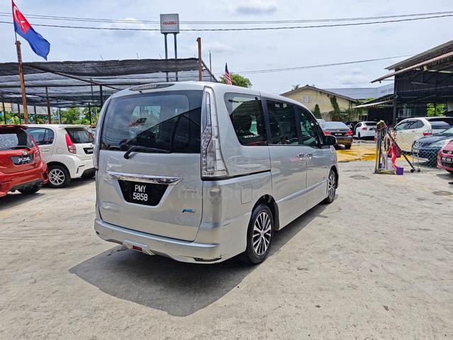 2017 Nissan SERENA FULL SPEC 2.0 (AUTO) - 3