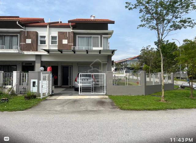 CORNER LOT FULLY FURNISH Double Storey Ixora Bandar Seri Coalfields 1
