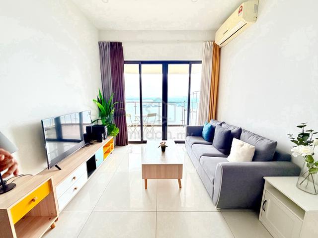 Bay Laurel @ Country Garden Danga Bay 1