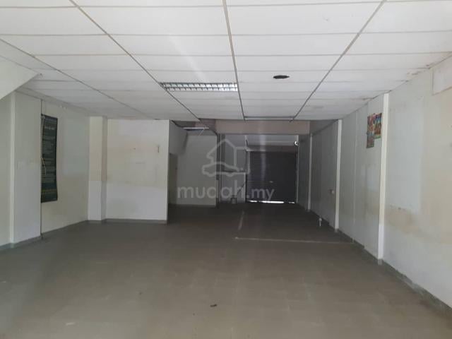 Shop warehouse at Klang 1