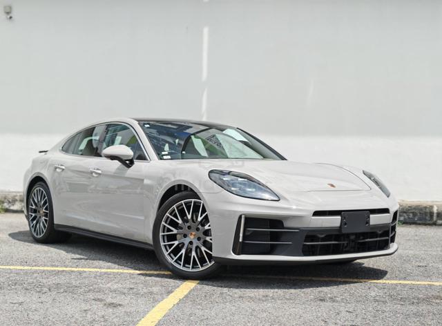 NEGO 2024 Porsche PANAMERA 2.9 V6 CRAYON GREY - 1