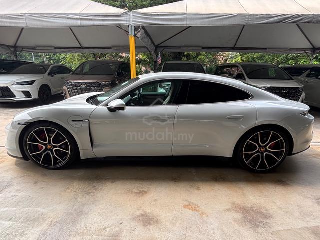 2023 Porsche Taycan 4S Sedan (A) - 5