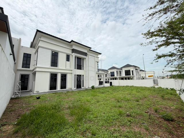 Kempas Corner cluster double storey G&G brand new unit subsale 65x70 1