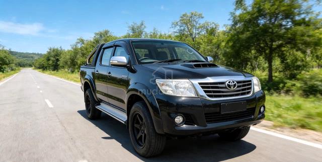 2013 Toyota HILUX 2.5 G VNT (A) 4X4 FACELIFT - 2