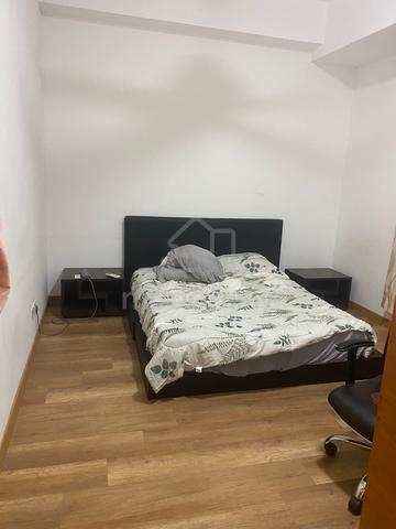 Medium Room 1
