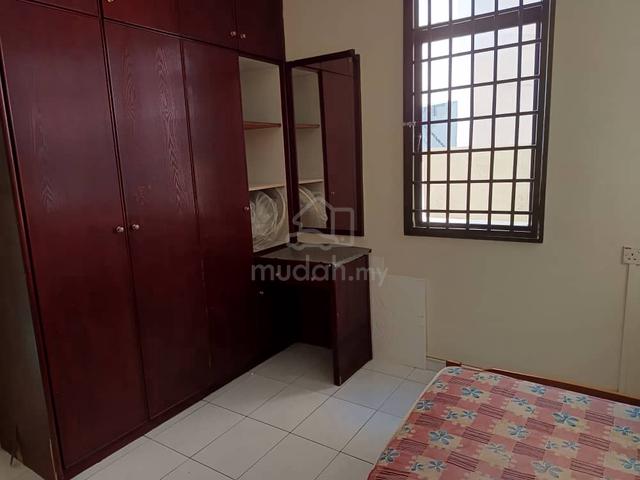 E-Park Condominium 4