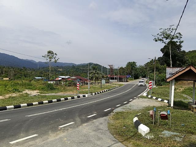Tanah Tepi Jalan Raya Utama Untuk Dijual di Jelebu N.Sembilan 1