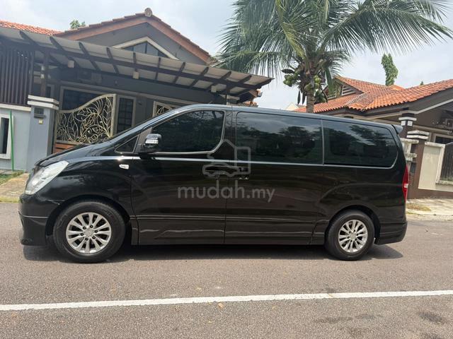 2013 Hyundai GRAND STAREX 2.5 ROYALE FACELIFT (A) - 2