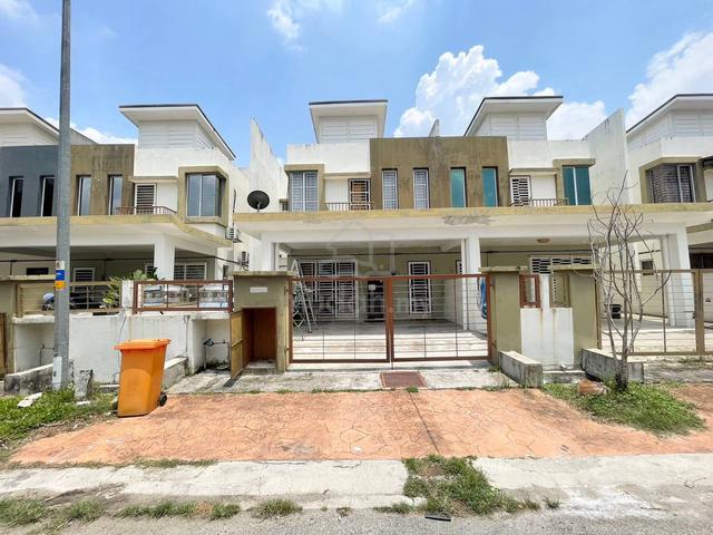 Double Storey Jalan Serindit, Taman Bentara Telok Panglima Garang 1