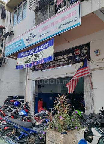 Pusat Kepong End Lot 1