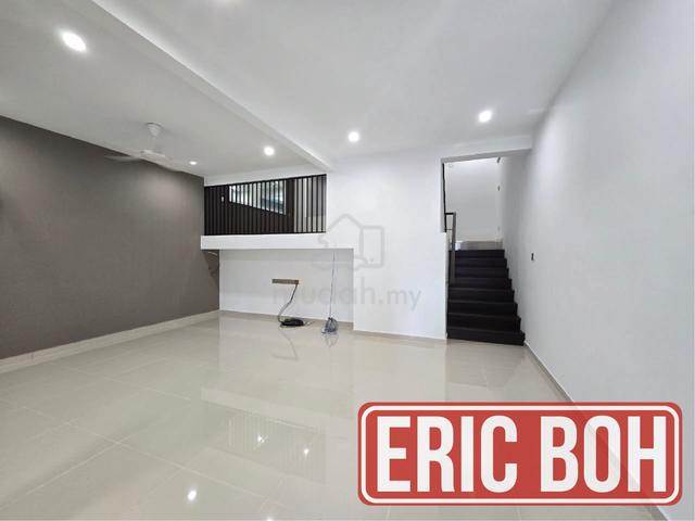 [2 STY] GREENLANE 2000sf RENOVATED TERRACE ISLAND PARK GLADES TEMBAGA 1