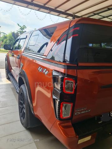 2023 Isuzu D-MAX PREMIUM 1.9L (A)WITH SPORTY CABIN - 5