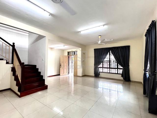 2 Storey Cluster House @ Austin Heights, Mount Austin, Full Loan Unit 1