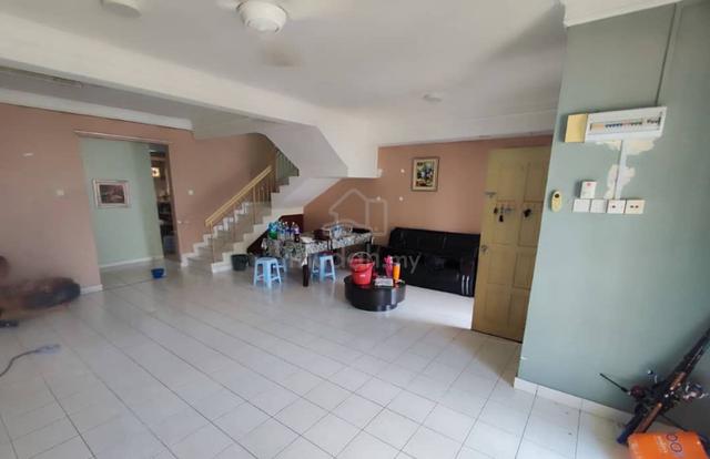 Extended 2-STRY landed house for Rent, Bukit Puchong 1