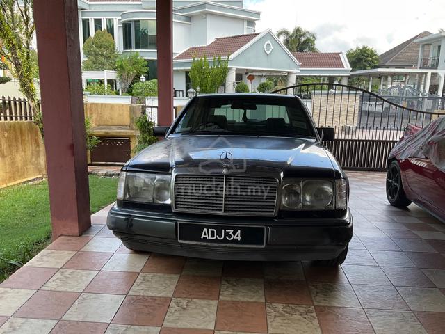 1995 Mercedes Benz 260E 2.6 (A) - 5