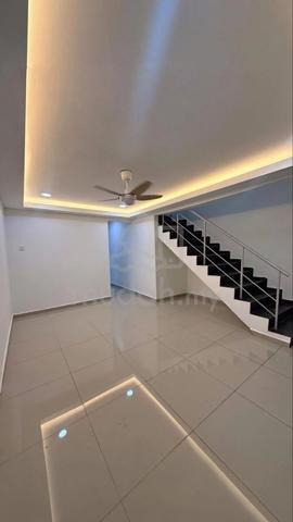 Below Market ! Double Storey Low Cost Taman Johor Jaya 1
