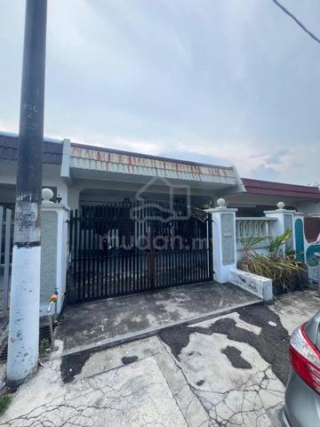 Taman Universiti Single Storey Low Cost For Sale 1