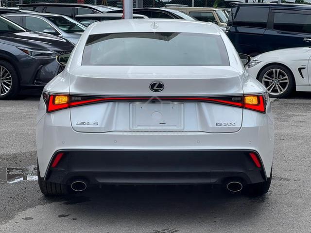 2021 Lexus IS300 Luxury Edition 5A Grade 24k km LO - 3