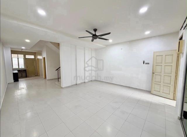 Hot deal! ! Crest@JP Perdana Double Storey Terrace for Sales! 1
