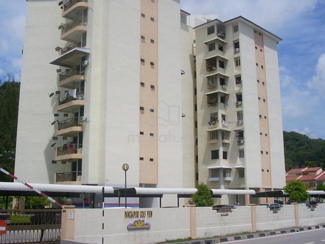 Golf View Apartment 1