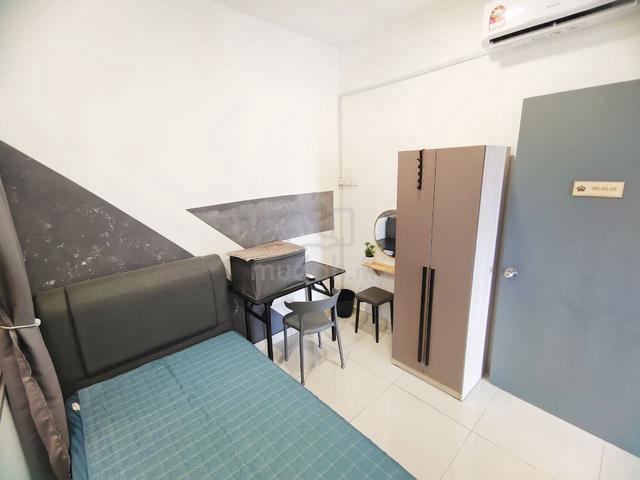 Bandar Botanic Small Room For Rent Next to Lotus and Aeon Bukit Tinggi 1