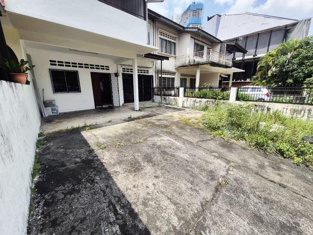 Double Storey Terrace, Lorong Maarof, Bangsar, KL 1