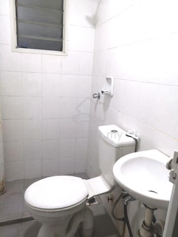 Small Room at Kota Kemuning/Bukit Rimau 1