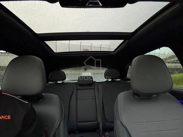 2024 Mercedes Benz GLC300 F.S.R 10K UNDER WARRANTY - 5