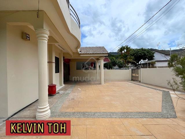 2 STOREY TERRACE CORNER LA 2626sf FULL RENOVATED BIG COMPOUND AIR ITAM 1