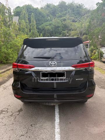 2017 Toyota FORTUNER 2.4 VRZ (A) - 4
