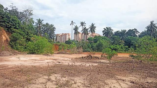 Freehold 4.13 Ekar Dengkil Selangor Untuk Dijual 1