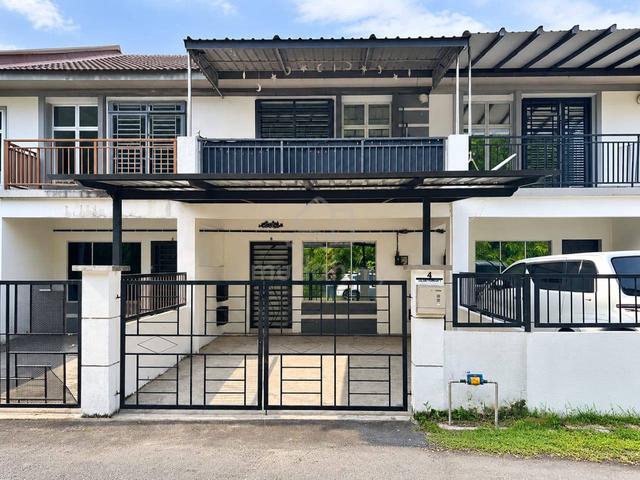 Open Facing | 4 Bedrooms @ Jalan Tempua, Taman Scientex 1