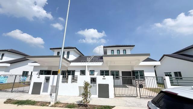 Rumah BARU Semi-D di Sementa DIRECT OWNER! 1