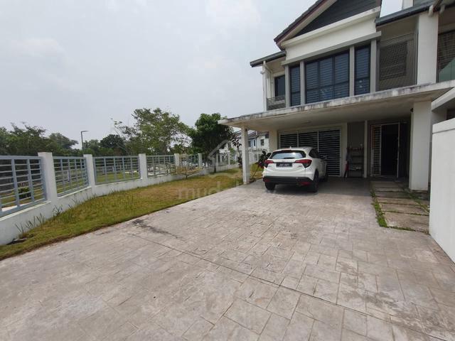 Mount Austin Double Storey Terrace Corner House 4bed Johor Bahru 1