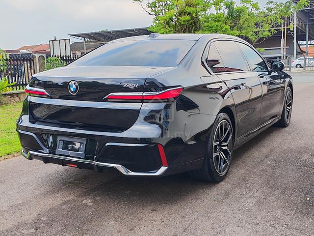 (Full Petrol) 2023 Bmw 740i 3.0 xDRIVE - 4