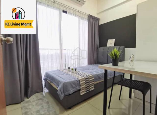 Female unit 𝐓𝐡𝐞 𝐆𝐫𝐞𝐞𝐧𝐬 𝐒𝐮𝐛𝐚𝐧𝐠 𝐖𝐞𝐬𝐭, room for rent 3