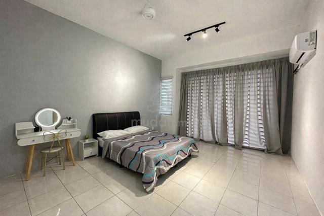 Master Room at Alma Tmn Residensi Impian 1