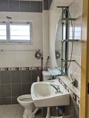Single room for male near Taiping General Hospital 1